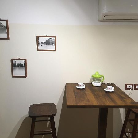 Pied At Terre Apartment Trieste Bagian luar foto